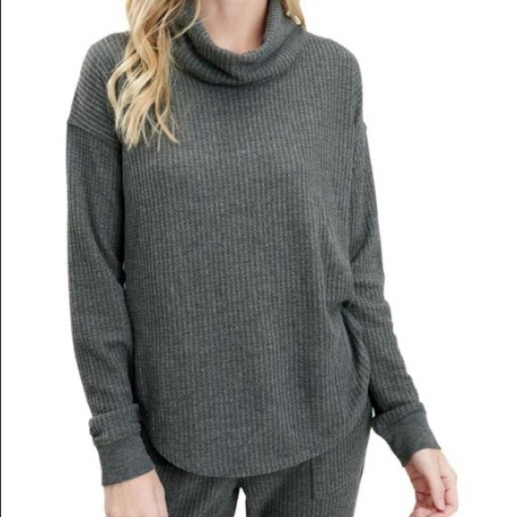 Roolee Charcoal Grey Raglan Cowl Neck Tee size M - Picture 1 of 6